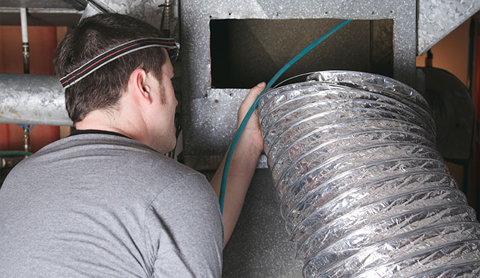 HVAC duct cleaning maintenance